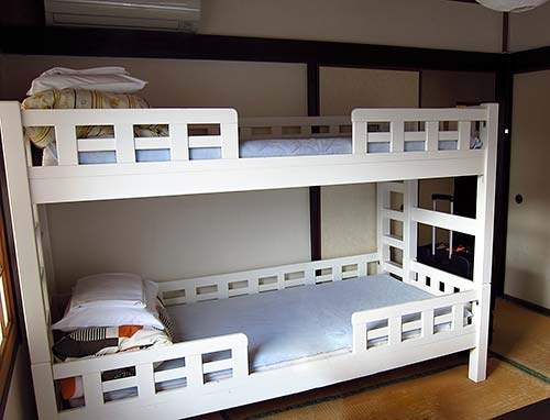 Private hostel room at Spa Khaosan in Japan Private hostel room at Spa Khaosan in Japan