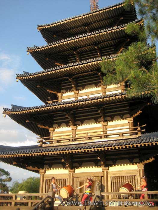 Pagoda & Taiko drummers at Epcot's Japan Pavilion Pagoda & Taiko drummers at Epcot's Japan Pavilion